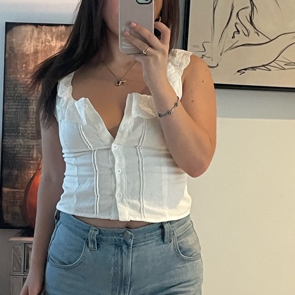 White frilly crop top - Picture 4 of 5